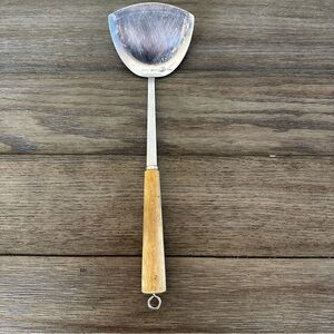 Vintage Stainless Steel Wok Ladle – Wooden Handle Stir Fry Cooking Spoon Utensil